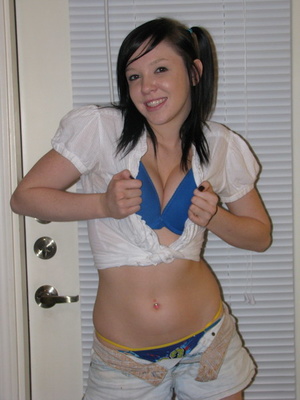 Riley posing in her nice short shorts as - XXX Dessert - Picture 3