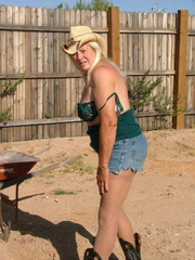 Mature Adonna from United States Hard Days Work