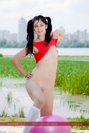 This black haired teen loves exposing he - XXX Dessert - Picture 13