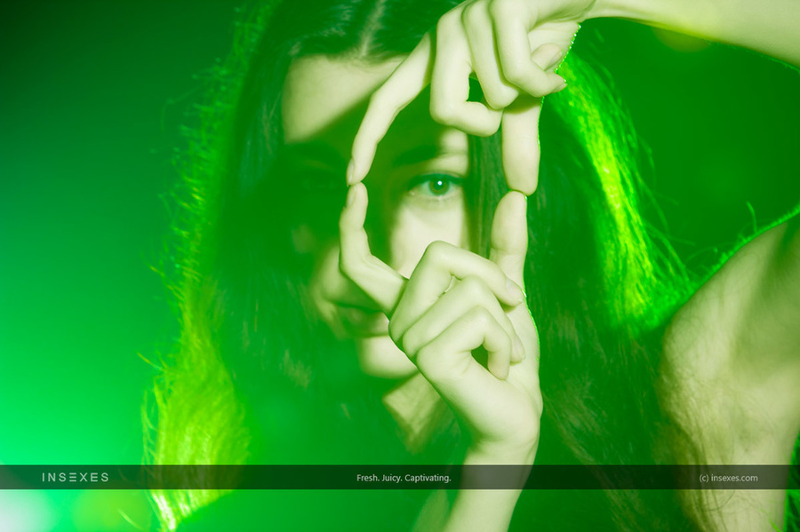 Brunette beauty exposing her gorgeous body  - XXX Dessert - Picture 17