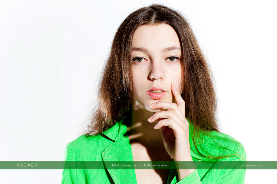 This green top wearing brunette just loves  - XXX Dessert - Picture 1