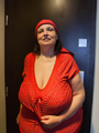 Funny mature bitch in a red T-shirt and - Picture 7