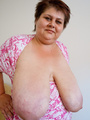 Short-haired bbw in a funny blouse - Picture 9