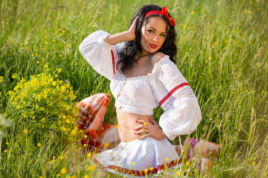 Lovely charming model in sexy white outfit  - XXX Dessert - Picture 1