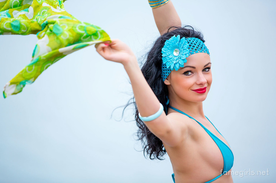 Sweet seductive bath in the rivers outdoors - XXX Dessert - Picture 5