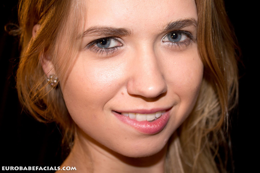 Magnifcent blue#eyed blonde swallowing cock - XXX Dessert - Picture 2