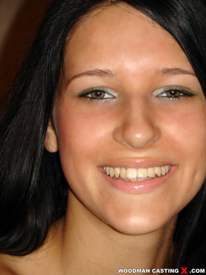 Enjoy close up pics of smiling brunette teen girls - Picture 10