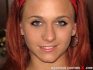 Teen gals with red hair look very sexy - Picture 3