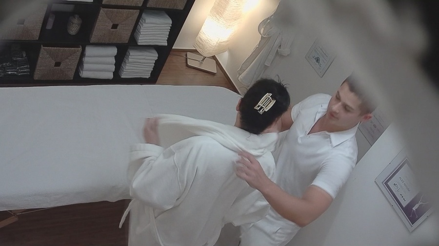 Skinny girl is in short dress having a good - XXX Dessert - Picture 3