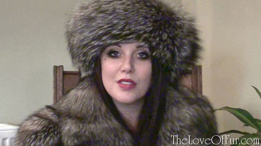 Seductive brunette MILF in silver fox coat  - XXX Dessert - Picture 10