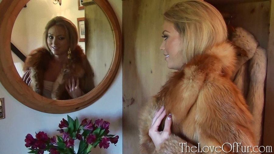 Breathtaking swarthy babe relaxing n fur co - XXX Dessert - Picture 7