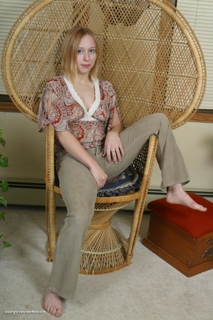 Busty blonde teen enjoys fingering her twat - XXXonXXX - Pic 3