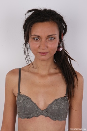 Dreadlocked slim beauty with small tits, - Picture 6