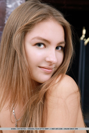 Young Hungarian sweetheart exposes her s - Picture 18