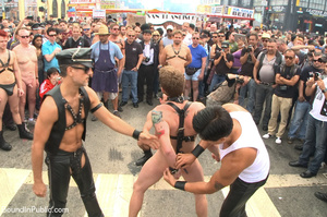 Crowd watches as dudes get dominated to  - XXX Dessert - Picture 4