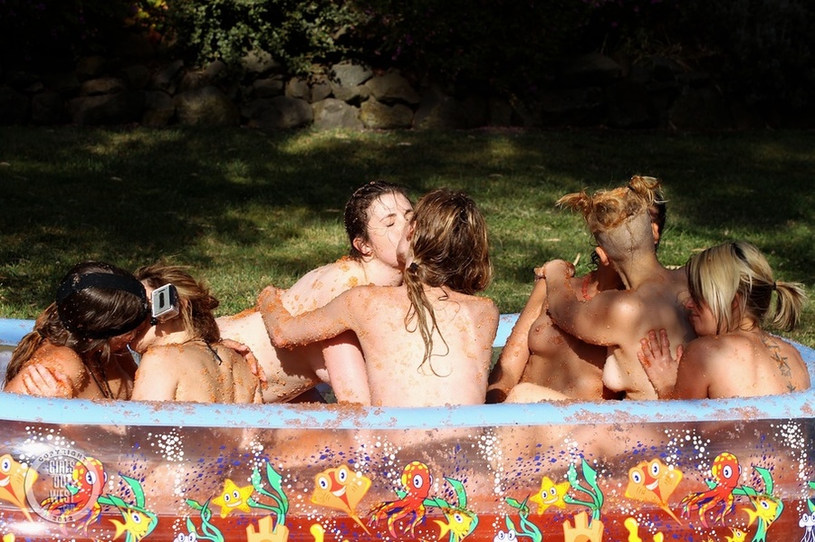 Group of fun loving cute nude chicks playin - XXX Dessert - Picture 9