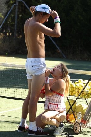 Sexy chick and guy playing tennis drop r - Picture 8