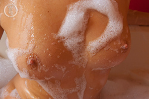 Two damsels take a wet bath, kissing, li - XXX Dessert - Picture 3