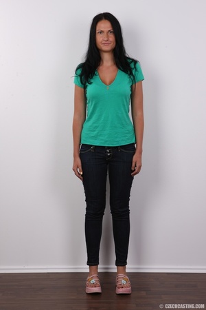 Black haired chick in green top and blac - Picture 2