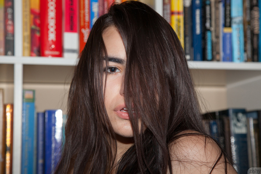 Extremely hot latina teen beauty with big t - XXX Dessert - Picture 4