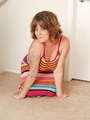 Charming cute eyes chubby tattooed babe - Picture 2