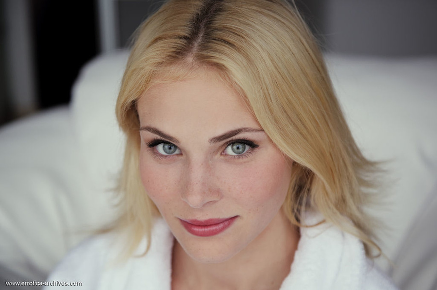 Blonde in a white robe takes it off in the  - XXX Dessert - Picture 1