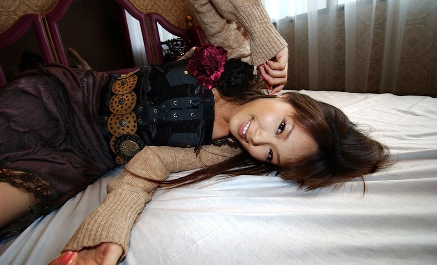 Fawn takes off her black top, brown skirt and lacy lingerie in bed. - XXXonXXX - Pic 5