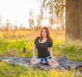 Redhead starts a nice picnic in summer clothes, then feels the summer
