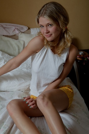 Beautiful lusty and curvy blonde takes everything off on bed to model sweet body - XXXonXXX - Pic 10