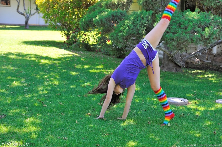 Glamour model Mila strong orgasmic contract - XXX Dessert - Picture 5