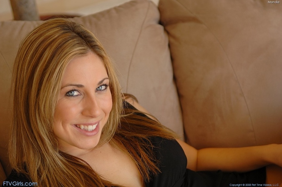 20 yo Mandie foot fetish scenes - XXX Dessert - Picture 9