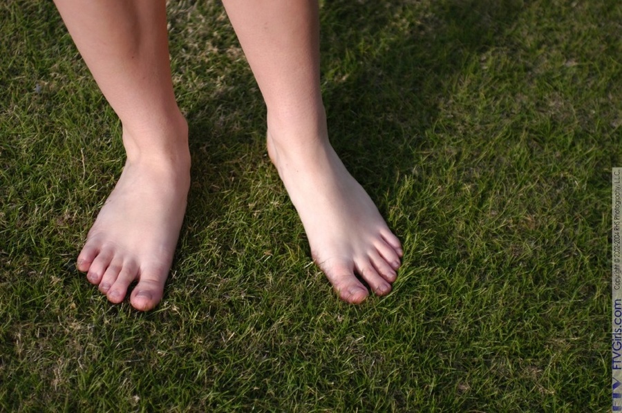 21 yo Violet extreme closeups - XXX Dessert - Picture 8