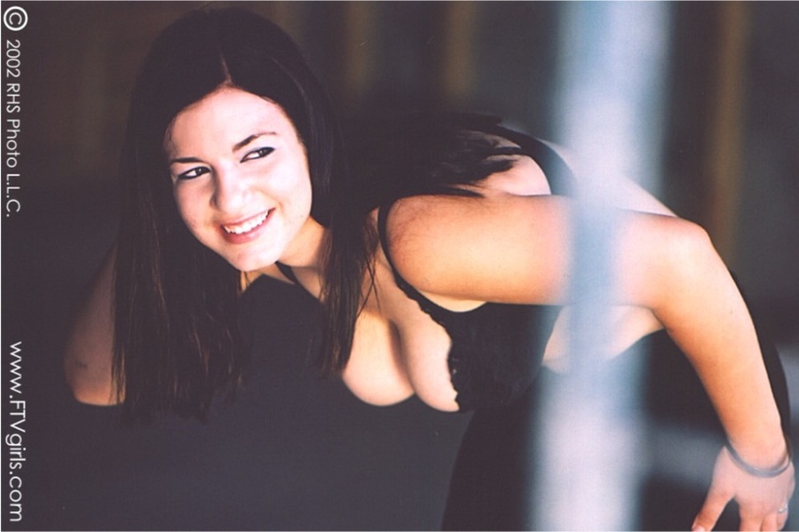 Big tits Justine first time - XXX Dessert - Picture 4