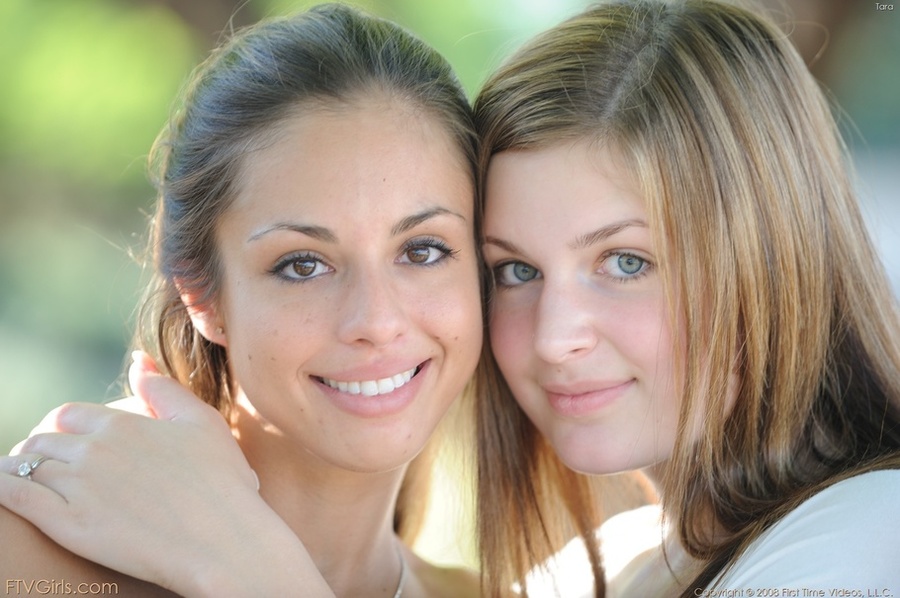 Isabella Sky hard breast massage - XXX Dessert - Picture 1