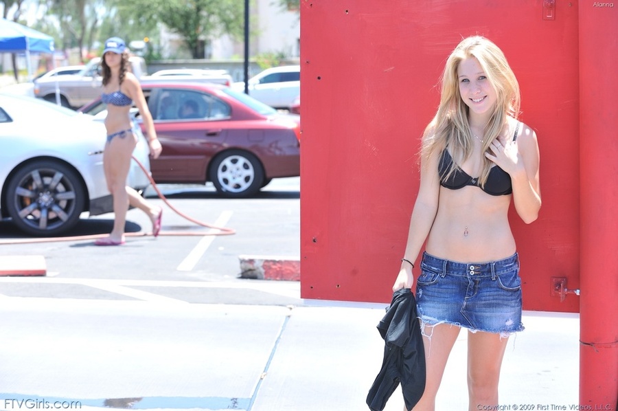 Alanna masturbation to orgasm - XXX Dessert - Picture 16