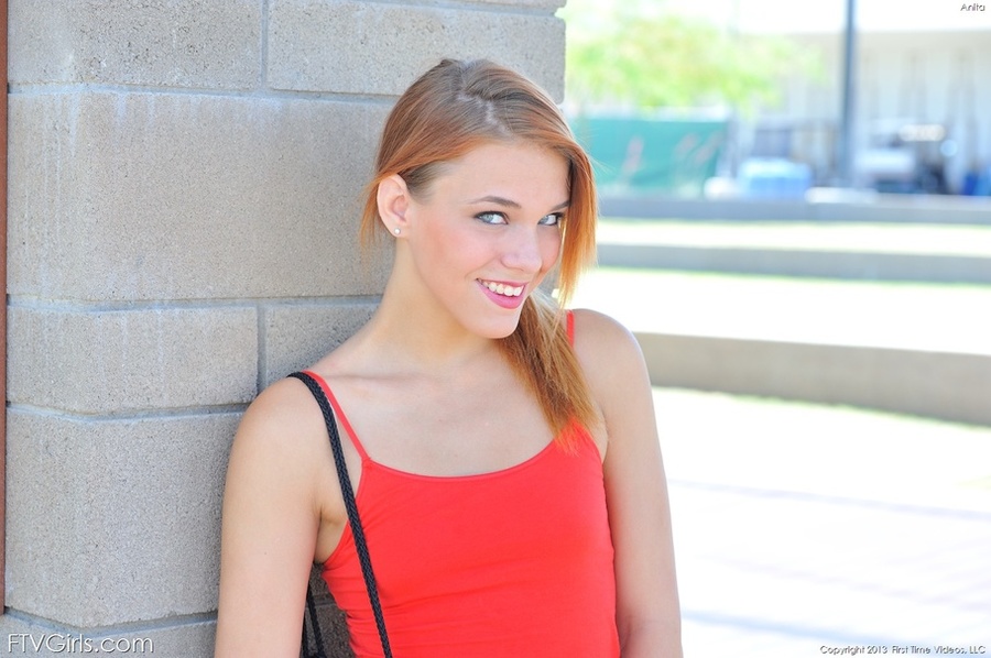 Teen Anita erotica - XXX Dessert - Picture 3