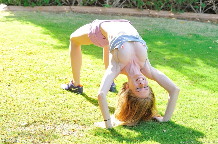 First time Bethany erotica - XXX Dessert - Picture 4