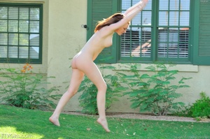 21 yo Megan Loxx public nudity - Picture 14