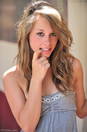 Riley Jensen glamour model - Picture 14