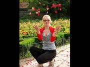 Blonde Blueeyebabe Dancing.