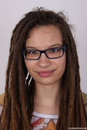 Small-titted brunette girl with dreads p - Picture 1