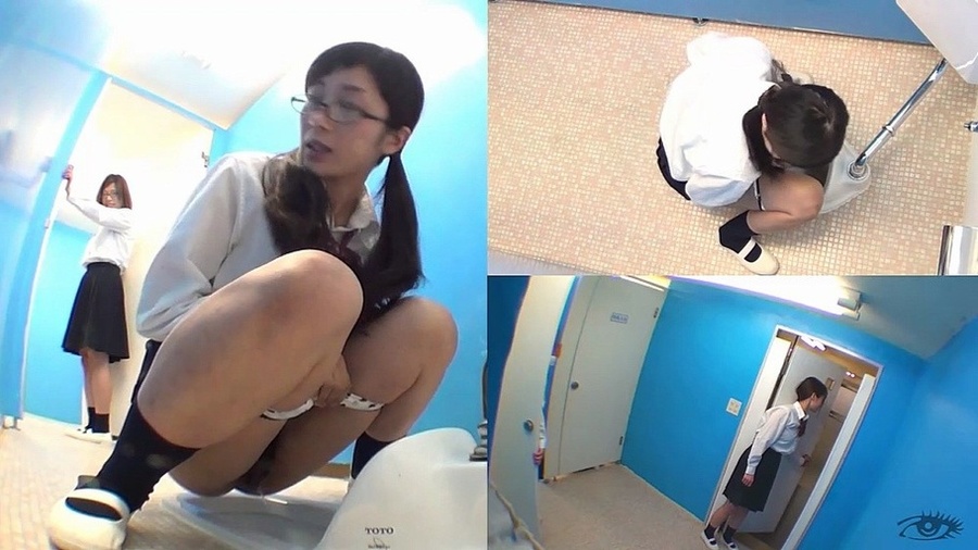 Secret camera catches young school chicks squatting to show hairy pussy and piss - XXXonXXX - Pic 10