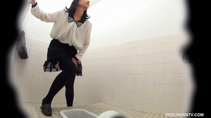 Hidden camera in toilet catches sweet babes dropping down to show ass to piss - Picture 2