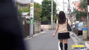 Hot Asian babes dripping hot piss outdoors as they get pressed far from a toilet - Picture 7
