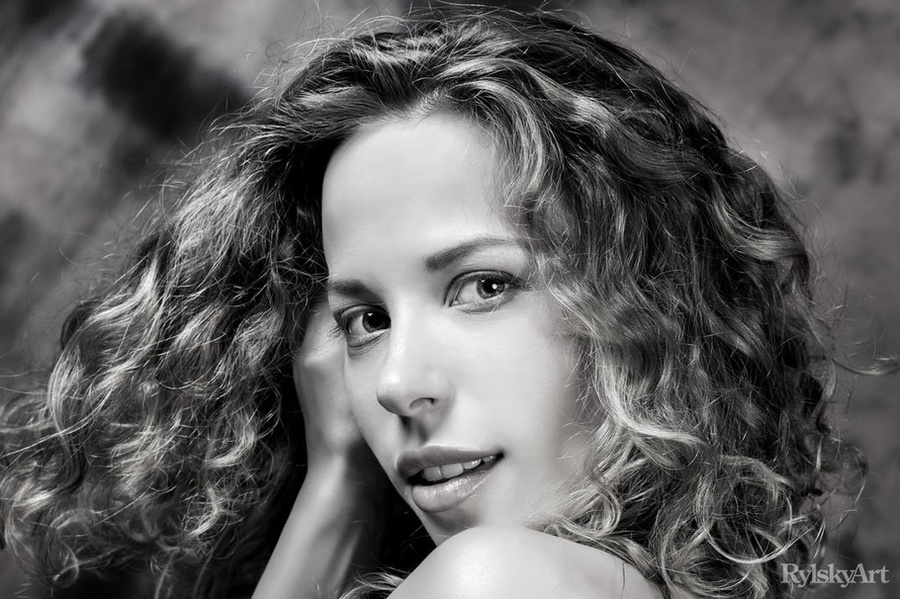 Curly hair temptress in hot blue lingerie m - XXX Dessert - Picture 14