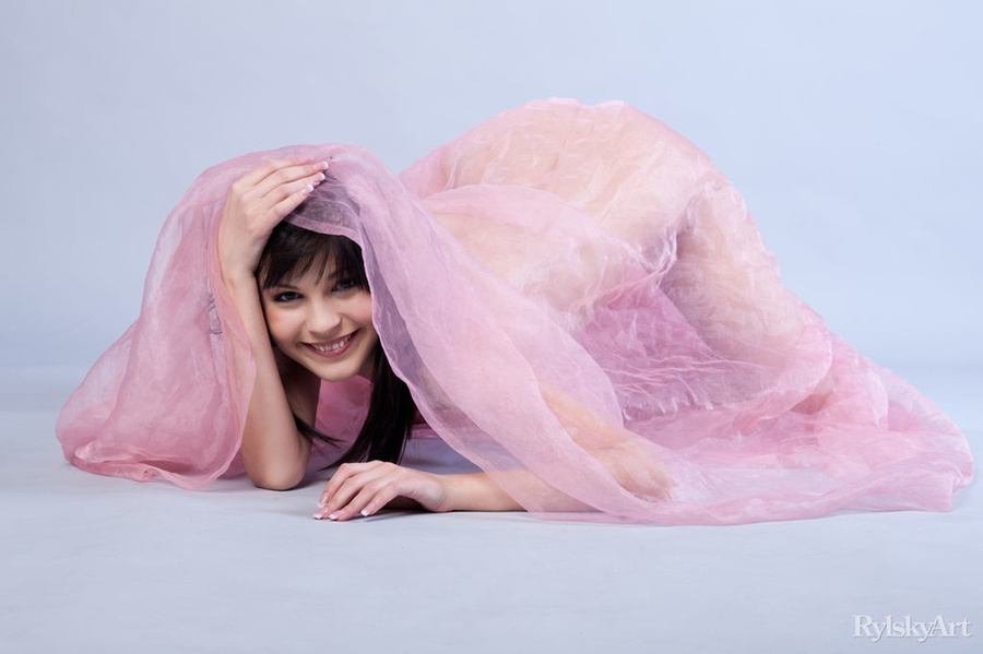 Cute nude brunette with pink cloth shows yo - XXX Dessert - Picture 7