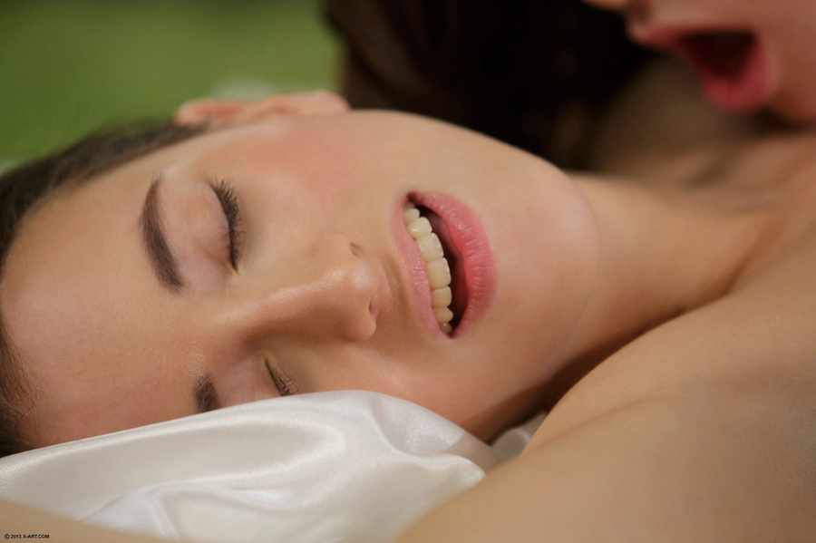 Three playful teen girls licking one anothe - XXX Dessert - Picture 11