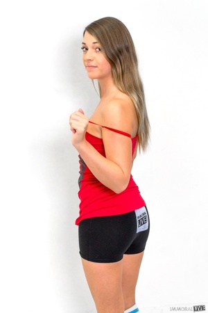 Likable lass in workout clothing sheds h - XXX Dessert - Picture 4