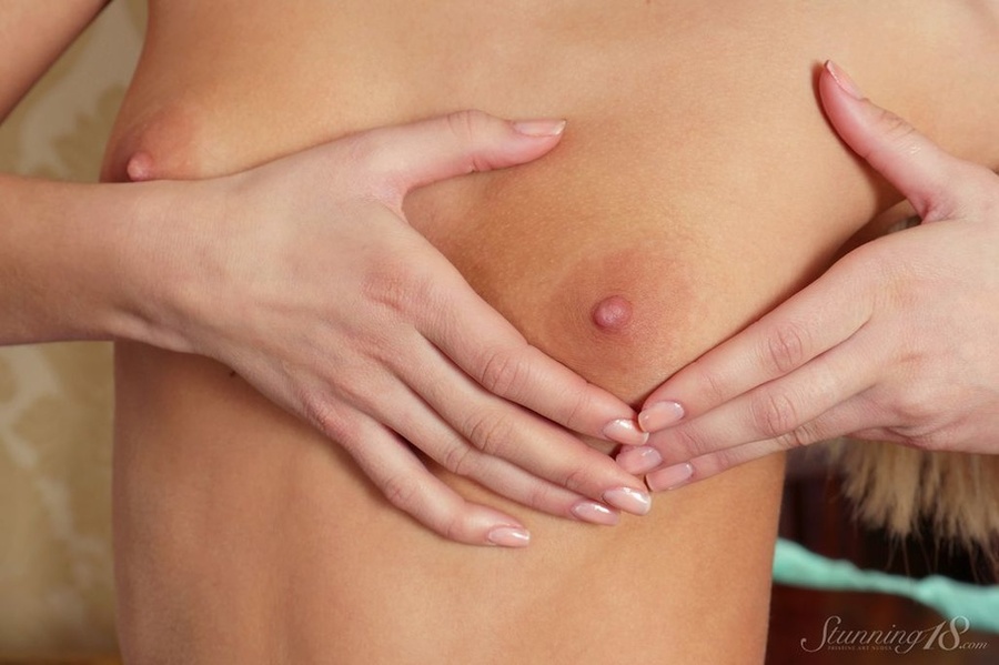 Young blonde slowly peels off her green dre - XXX Dessert - Picture 6