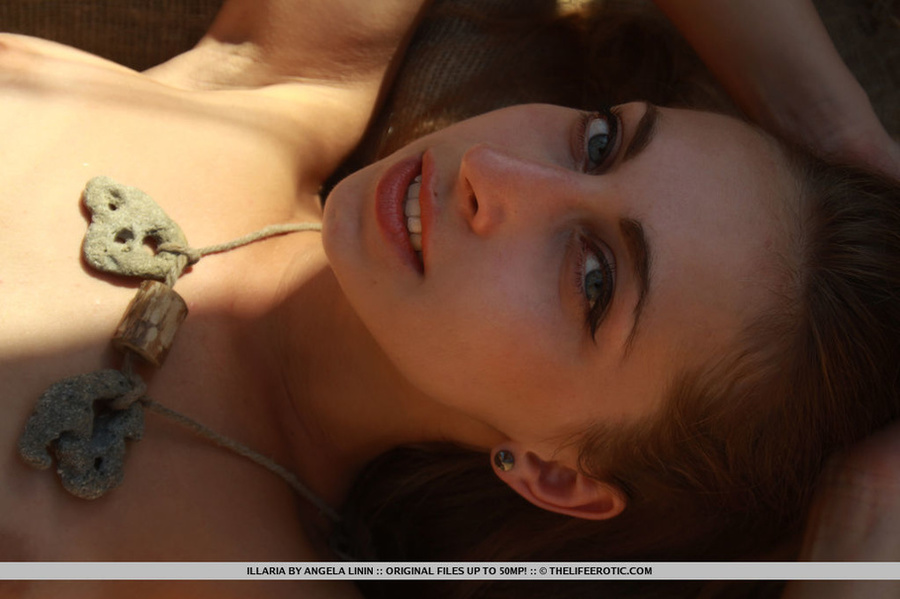 Cute babe displays her young naked body wit - XXX Dessert - Picture 12